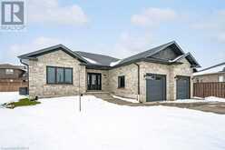 105 DOUGS Crescent Mount Forest